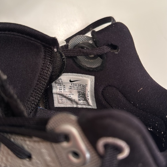 Nike GT Men’s Basketball Sneakers size 5.5. In pretty good condition. - Picture 3 of 3